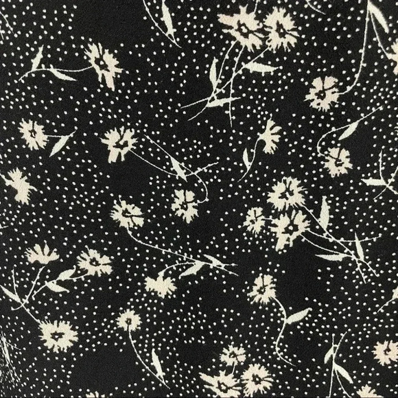 Chelsea28 Asymmetrical Faux Wrap Daisy Print  Midi Skirt - Picture 4 of 9